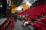 Visite du Théâtre des Louvrais